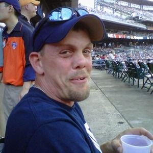 Meet your Posher, Derek